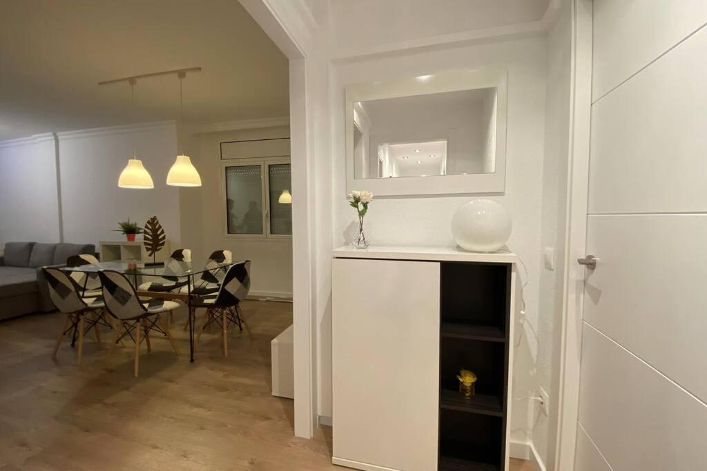 Apartamento Completo Muy Cerca Del Centro Ideal Para Familias Con Piscina Φιγκέρες Εξωτερικό φωτογραφία