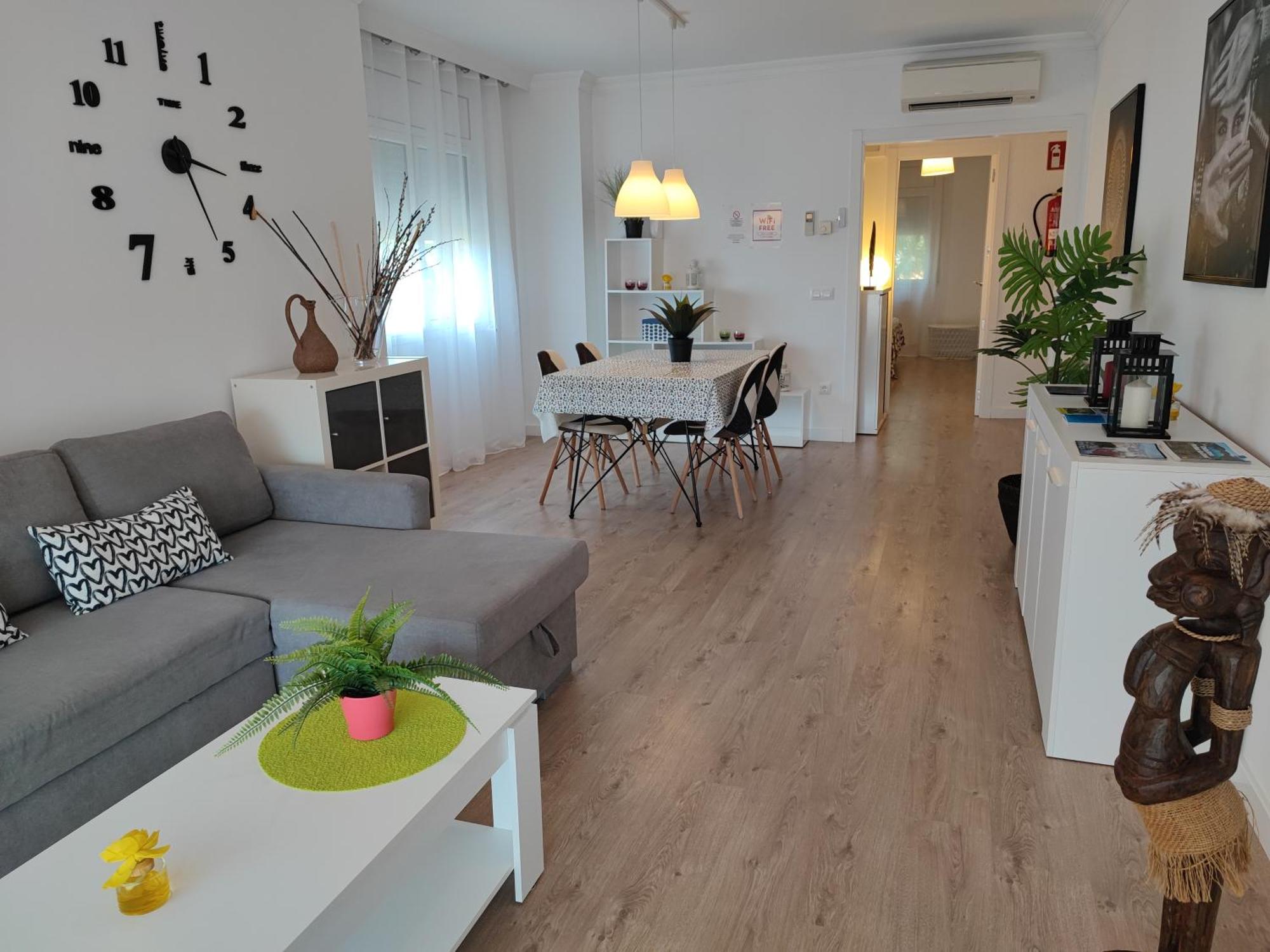 Apartamento Completo Muy Cerca Del Centro Ideal Para Familias Con Piscina Φιγκέρες Εξωτερικό φωτογραφία